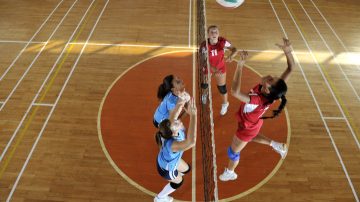 Illuminazione per impianti polisportivi al coperto | Proiettori Philips