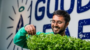 Jeff McKinnon, Chief Financial Office e Vicepresidente