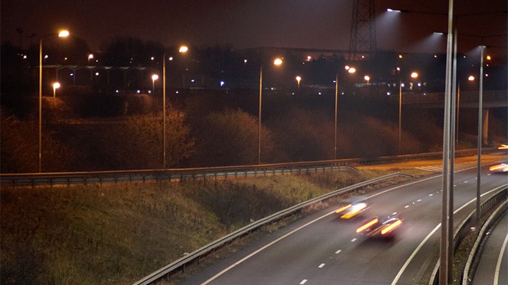 I LED Philips portano prosperità a Da Nang, illuminando un dragone 