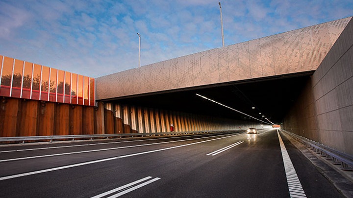 Ristrutturazione della galleria con BaseLogic