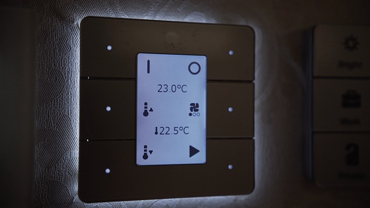 Illuminazione hotel: RoomFlex di Philips Lighting si integra con le chiavi elettroniche e i sistemi di gestione per le camere d'albergo al fine di migliorare il controllo