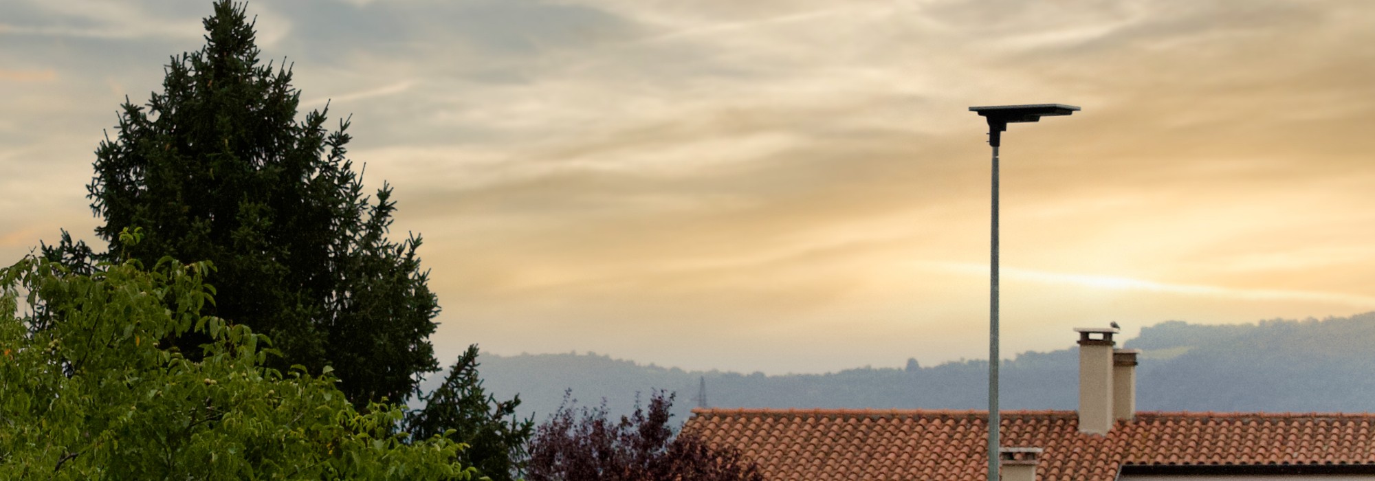 Signify installa i primi apparecchi Solar Hybrid in Italia