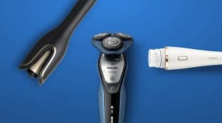 "Dispositivi per la cura della persona Philips su sfondo blu: rasoio elettrico, regolabarba e spazzola per la pulizia del viso per la cura personale degli uomini."