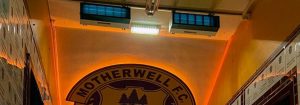 Protezione dei giocatori di football del Motherwell FC con l'illuminazione UV-C